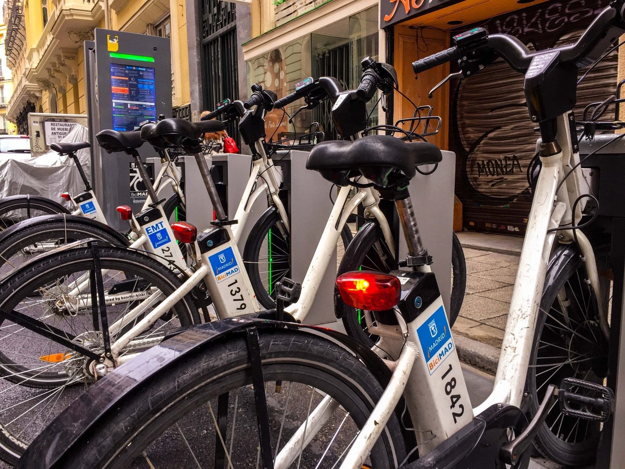 BiciMAD a public rental electric bicycle service  Madridallincluded.com